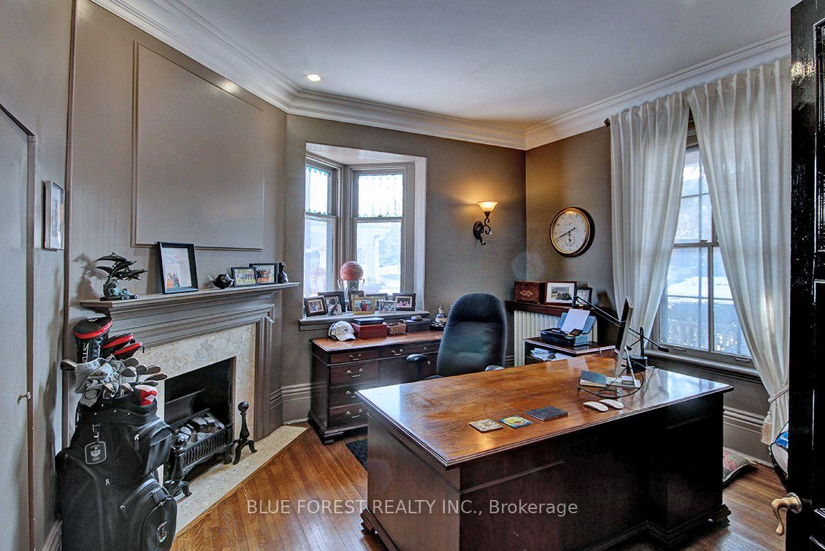 Photo 17 of 274 Huron Street, London, East B — HOMEH