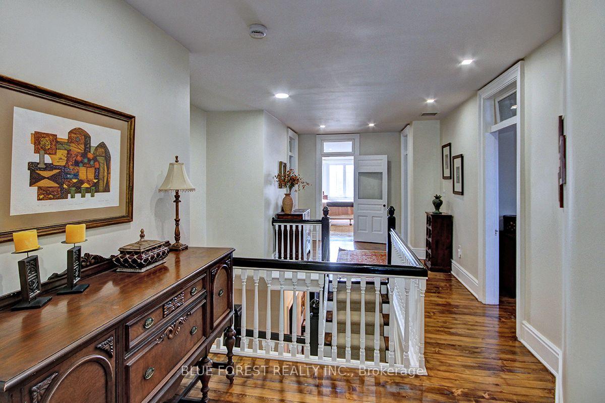 Photo 32 of 274 Huron Street, London, East B — HOMEH