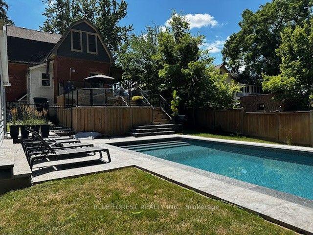 Photo 76 of 274 Huron Street, London, East B — HOMEH