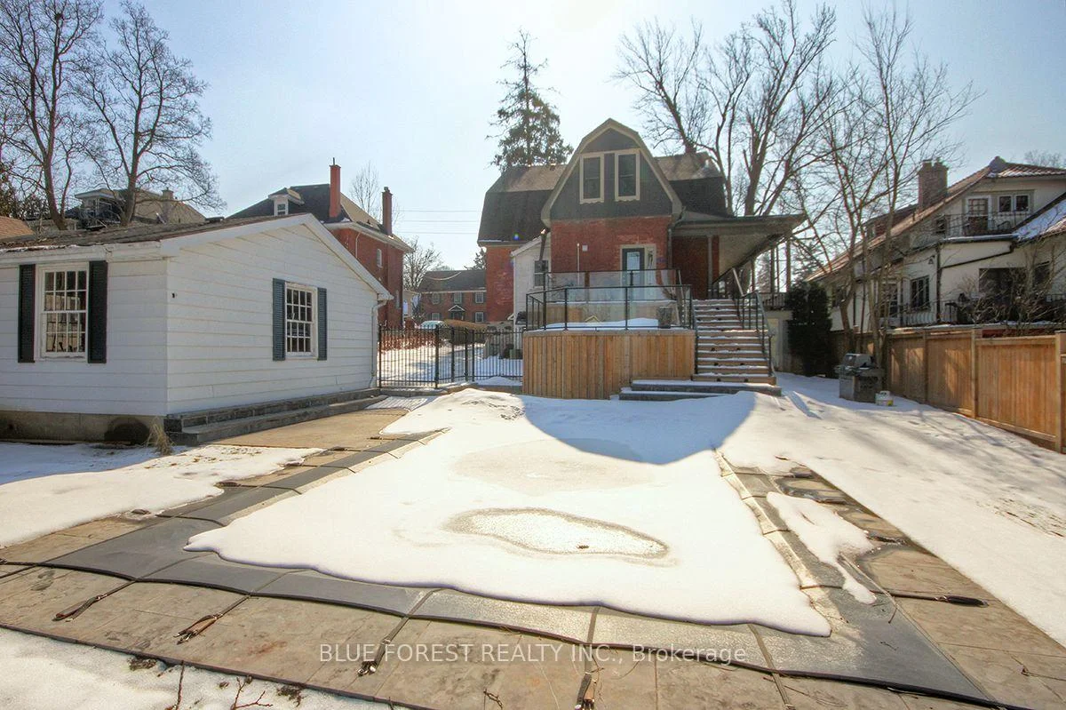 Photo 43 of 274 Huron Street, London, East B — HOMEH