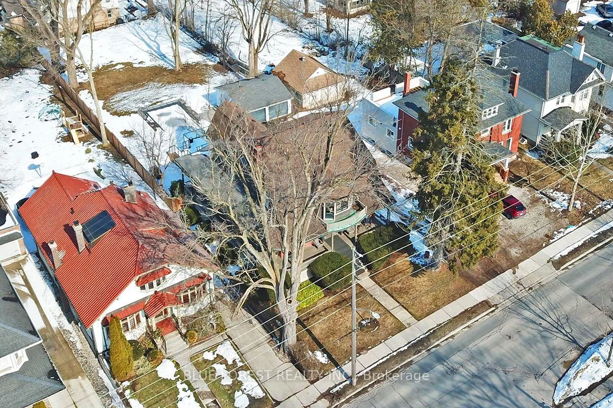 Photo 47 of 274 Huron Street, London, East B — HOMEH