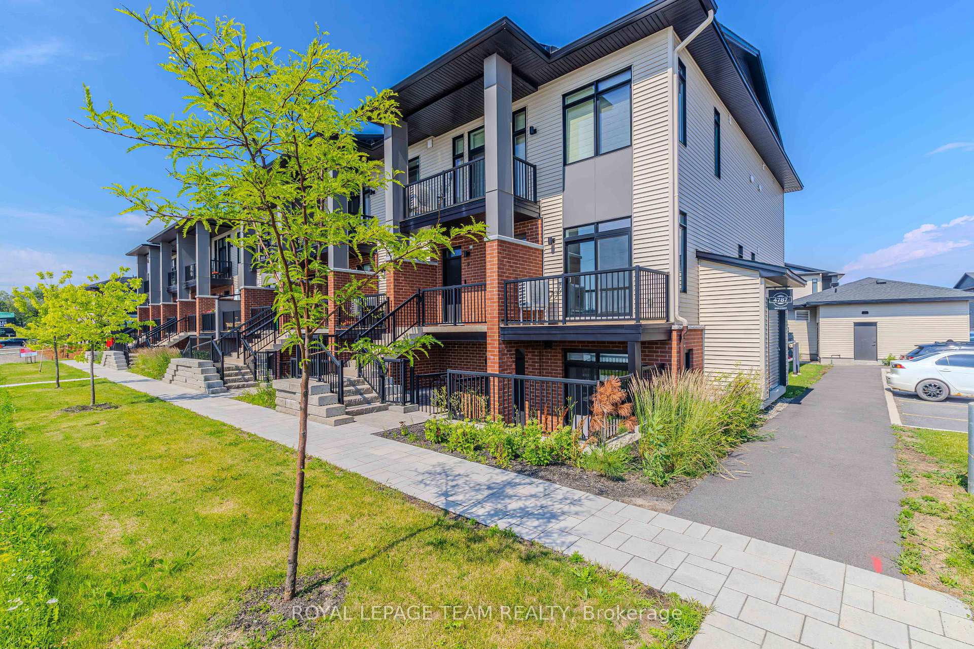 Photo 3 of 4787A Bank Street, Ottawa, Leitrim — HOMEH