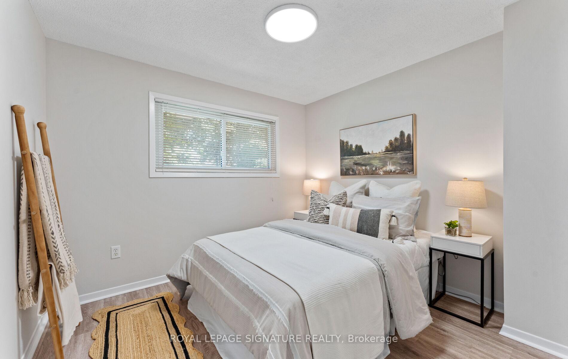Photo 17 of 48 Steven Court, Brampton, Heart Lake West — HOMEH