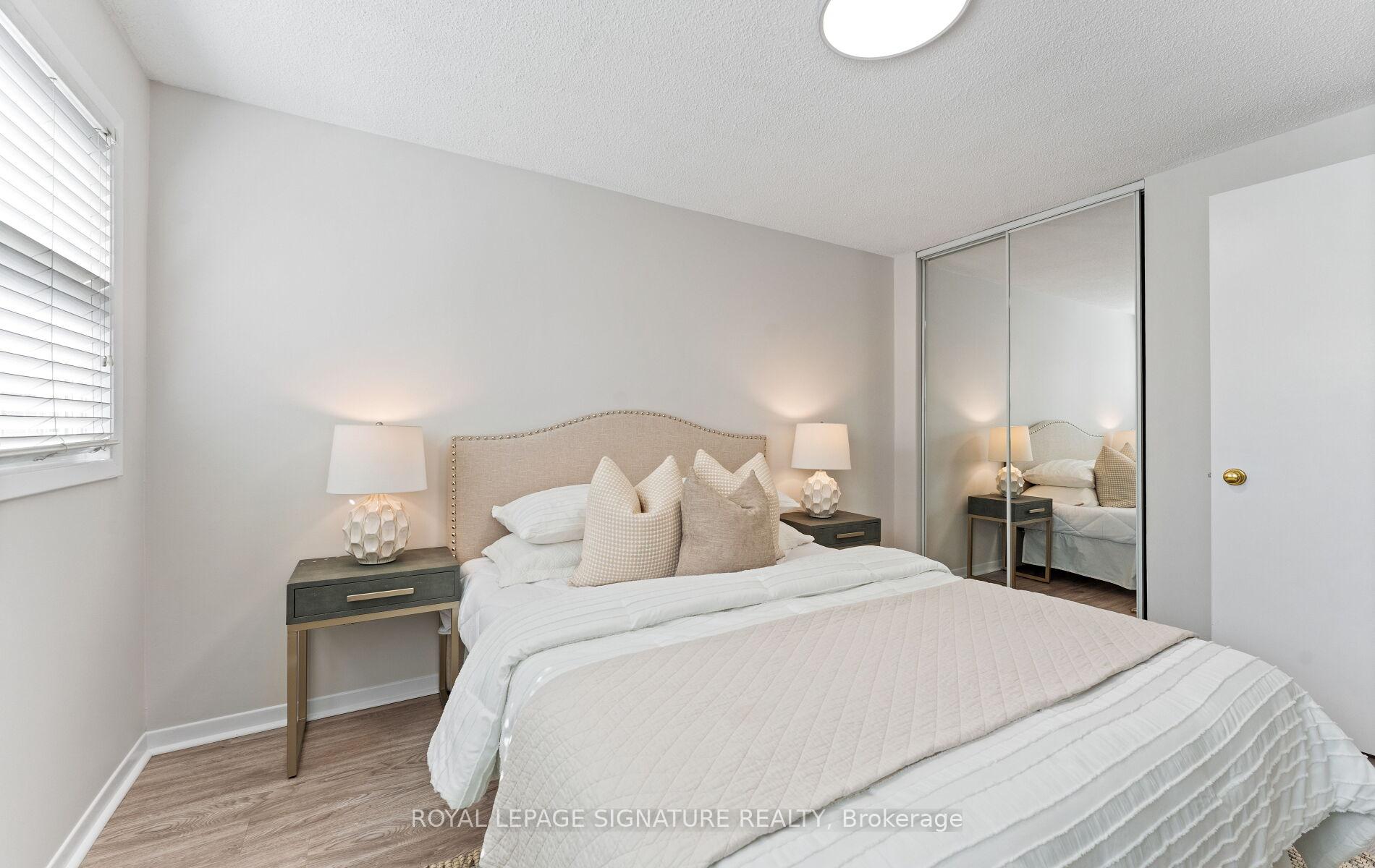 Photo 21 of 48 Steven Court, Brampton, Heart Lake West — HOMEH
