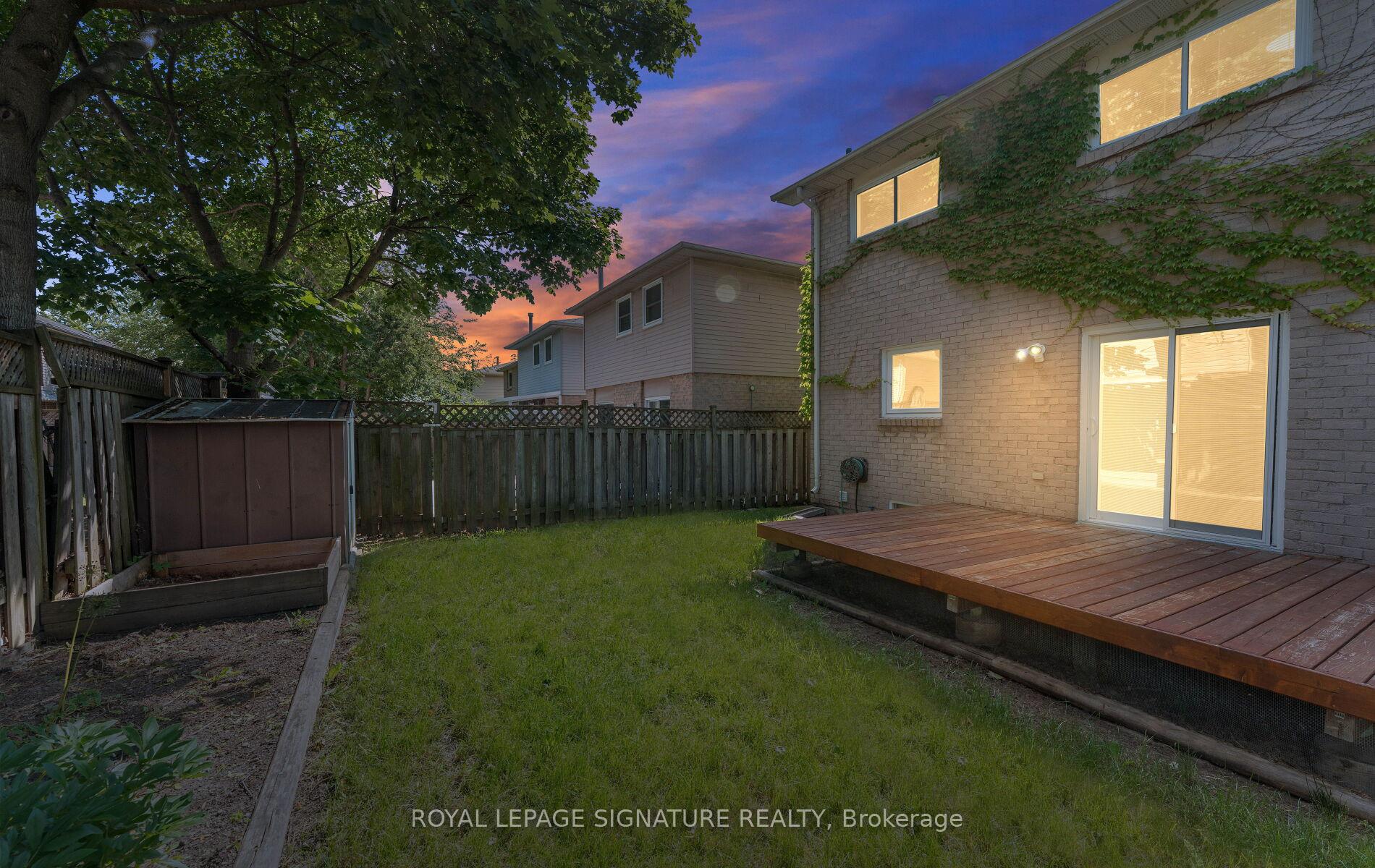 Photo 38 of 48 Steven Court, Brampton, Heart Lake West — HOMEH