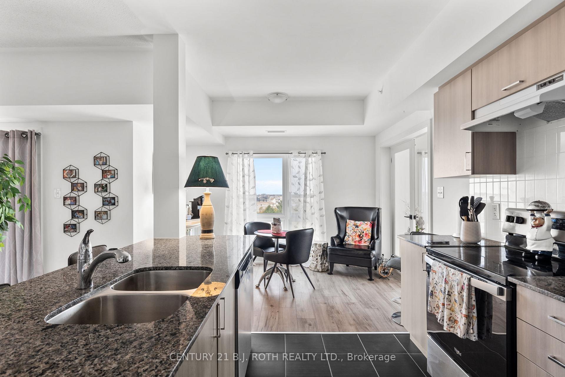 Photo 11 of Unit 611, 10 Culinary Lane, Barrie, Painswick South — HOMEH