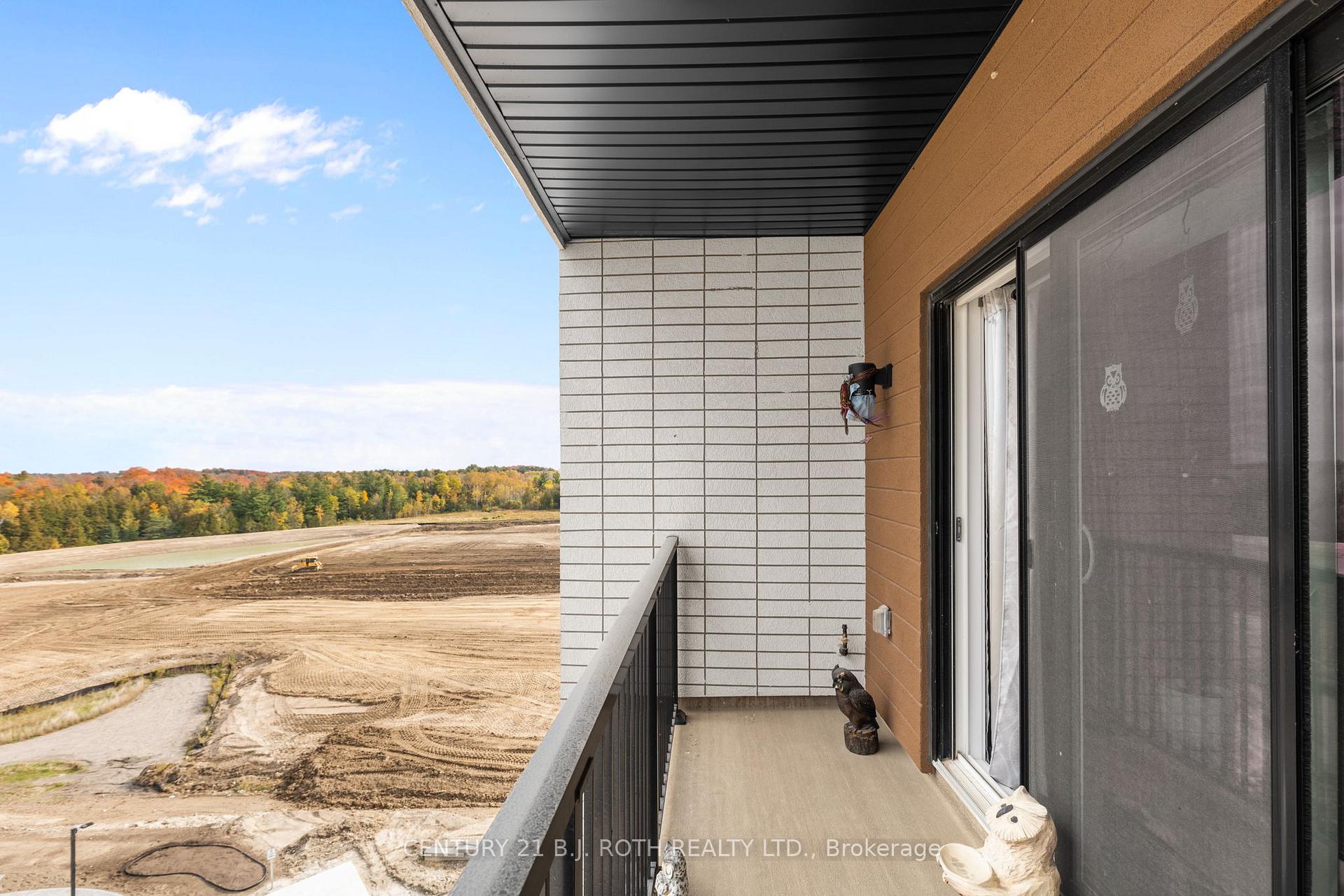 Photo 22 of Unit 611, 10 Culinary Lane, Barrie, Painswick South — HOMEH