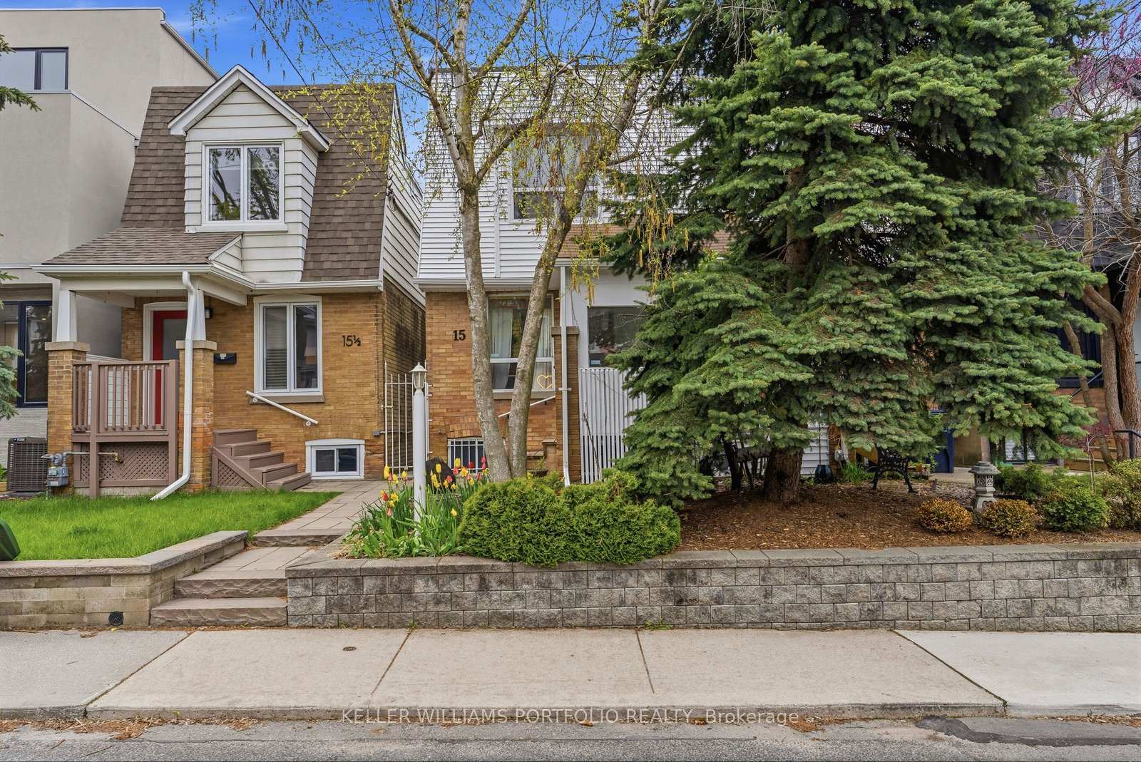 Front of 15 Myrtle Avenue