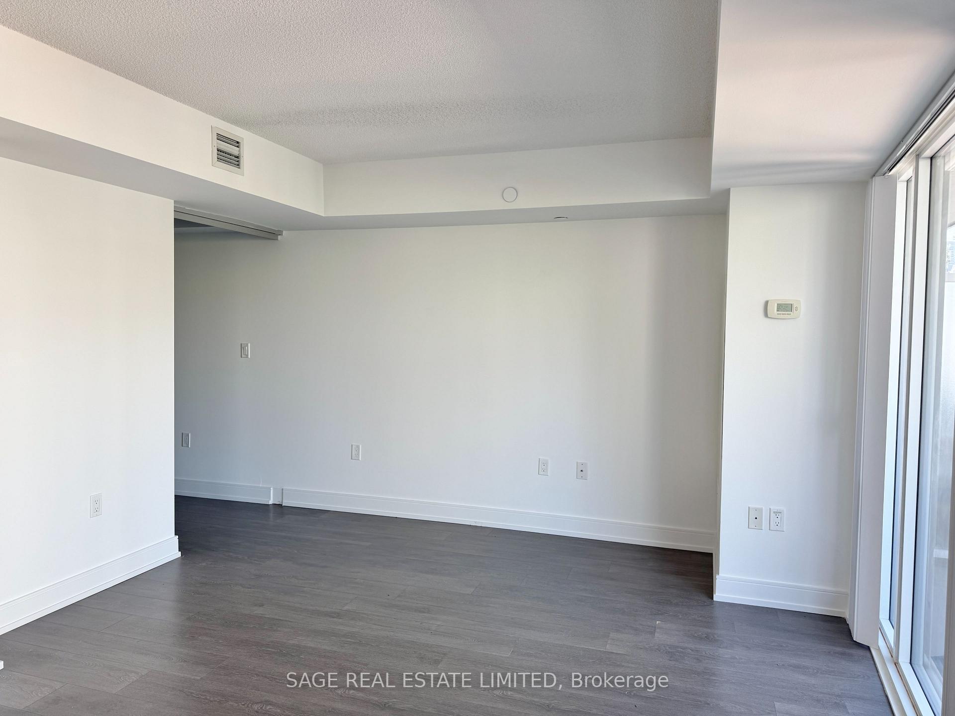 Photo 6 of Unit 701, 89 McGill Street, Toronto, Church-Yonge Corridor — HOMEH