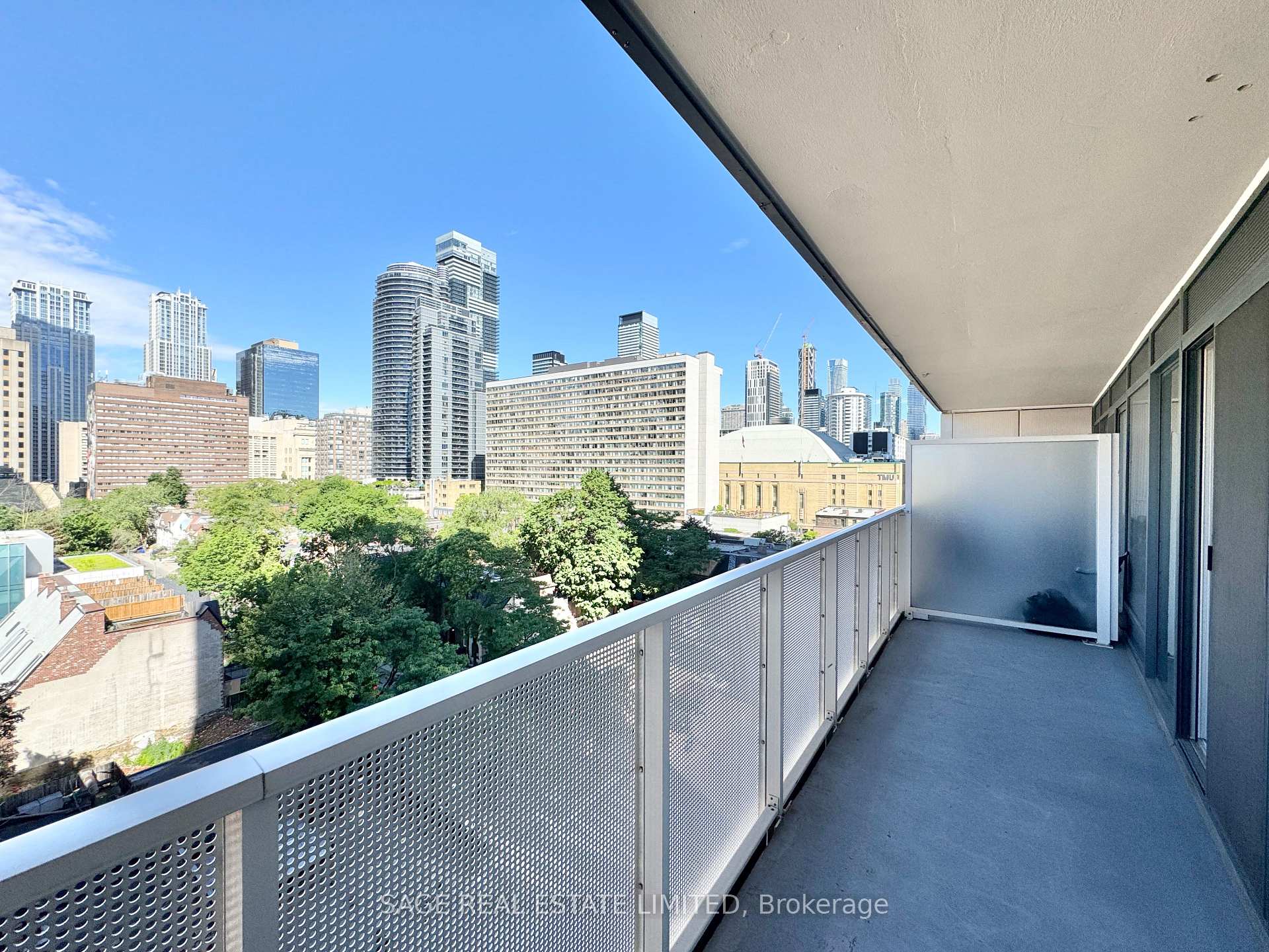 Photo 7 of Unit 701, 89 McGill Street, Toronto, Church-Yonge Corridor — HOMEH