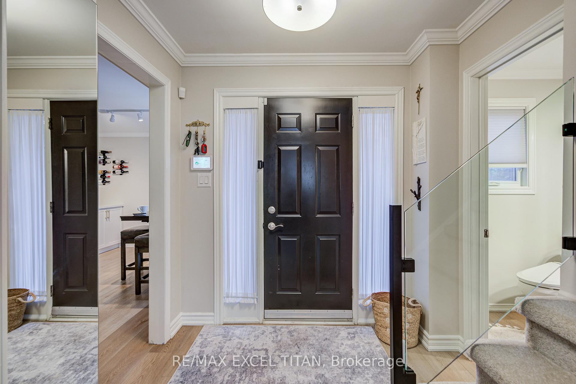 Photo 6 of Unit 25, 1725 The Chase, Mississauga, Central Erin Mills — HOMEH