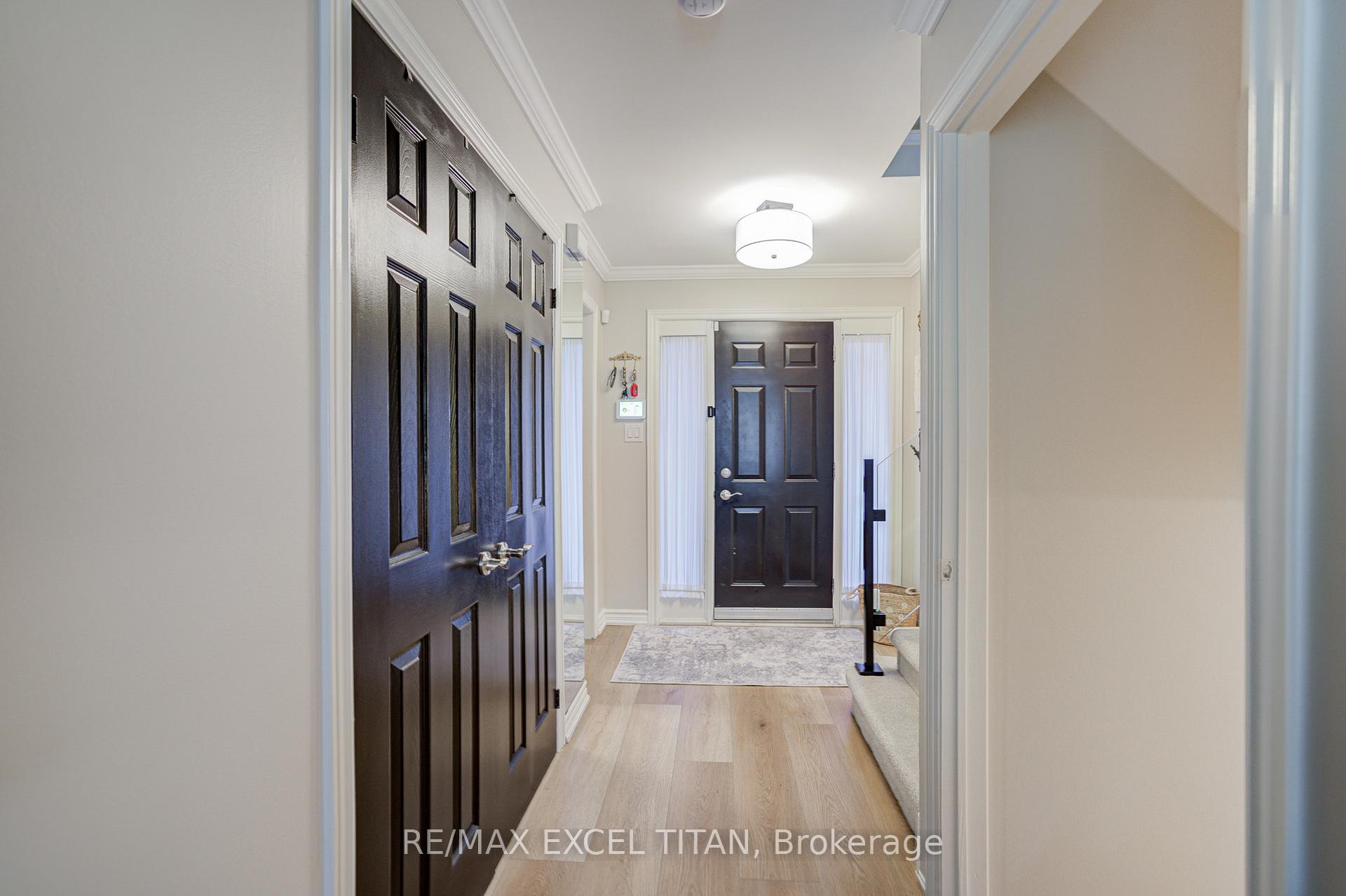 Photo 9 of Unit 25, 1725 The Chase, Mississauga, Central Erin Mills — HOMEH