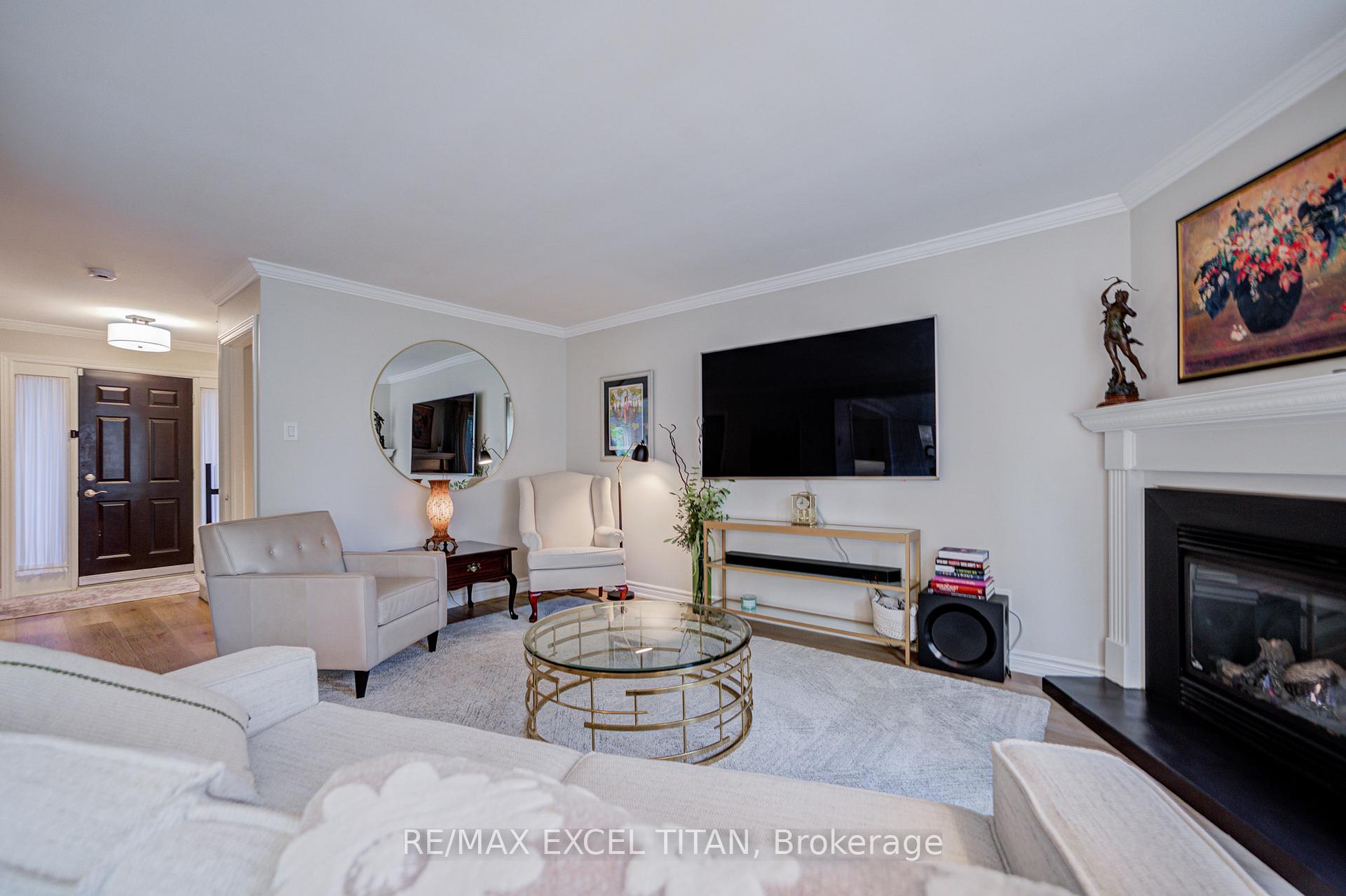 Photo 12 of Unit 25, 1725 The Chase, Mississauga, Central Erin Mills — HOMEH