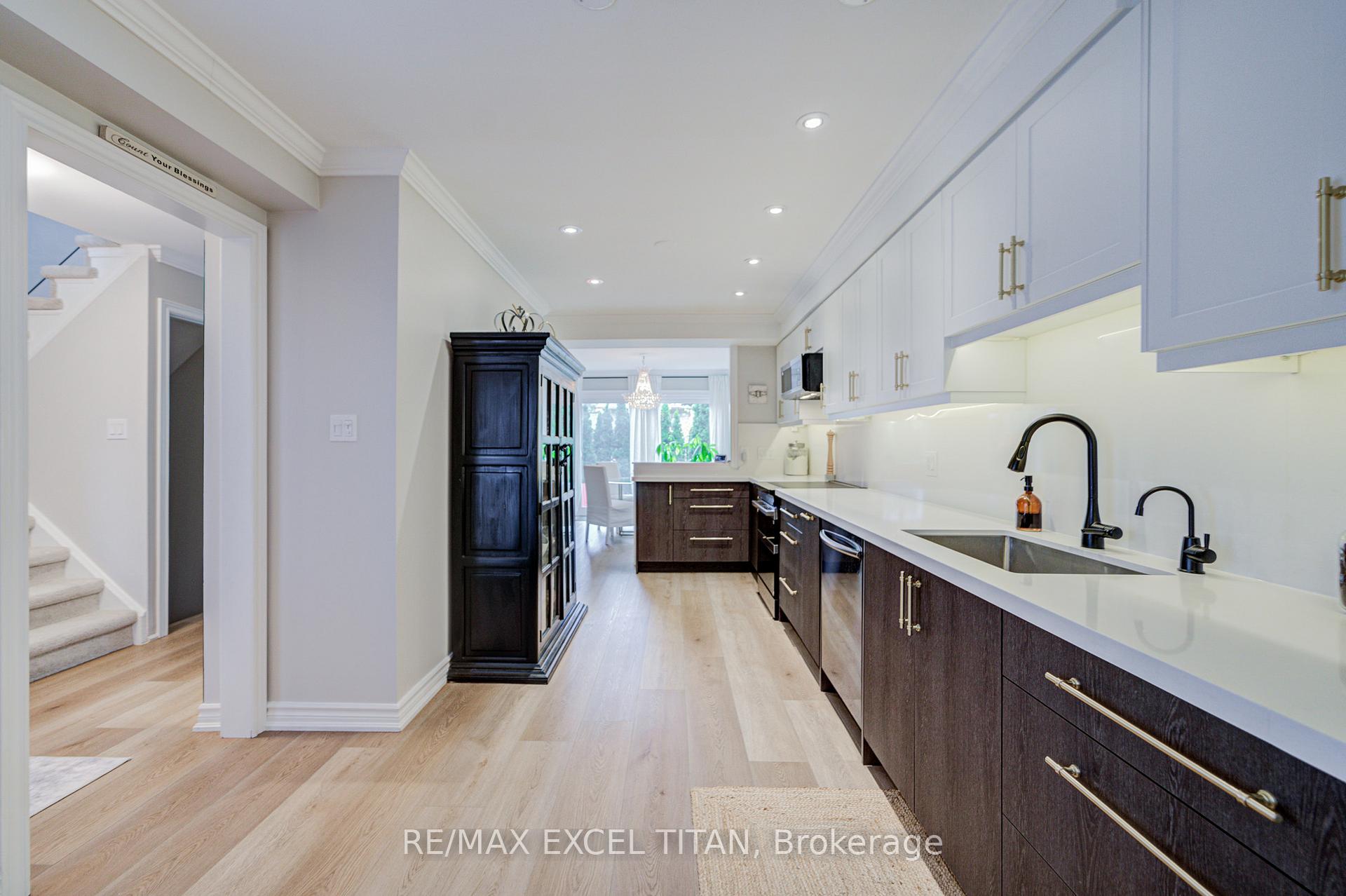Photo 17 of Unit 25, 1725 The Chase, Mississauga, Central Erin Mills — HOMEH