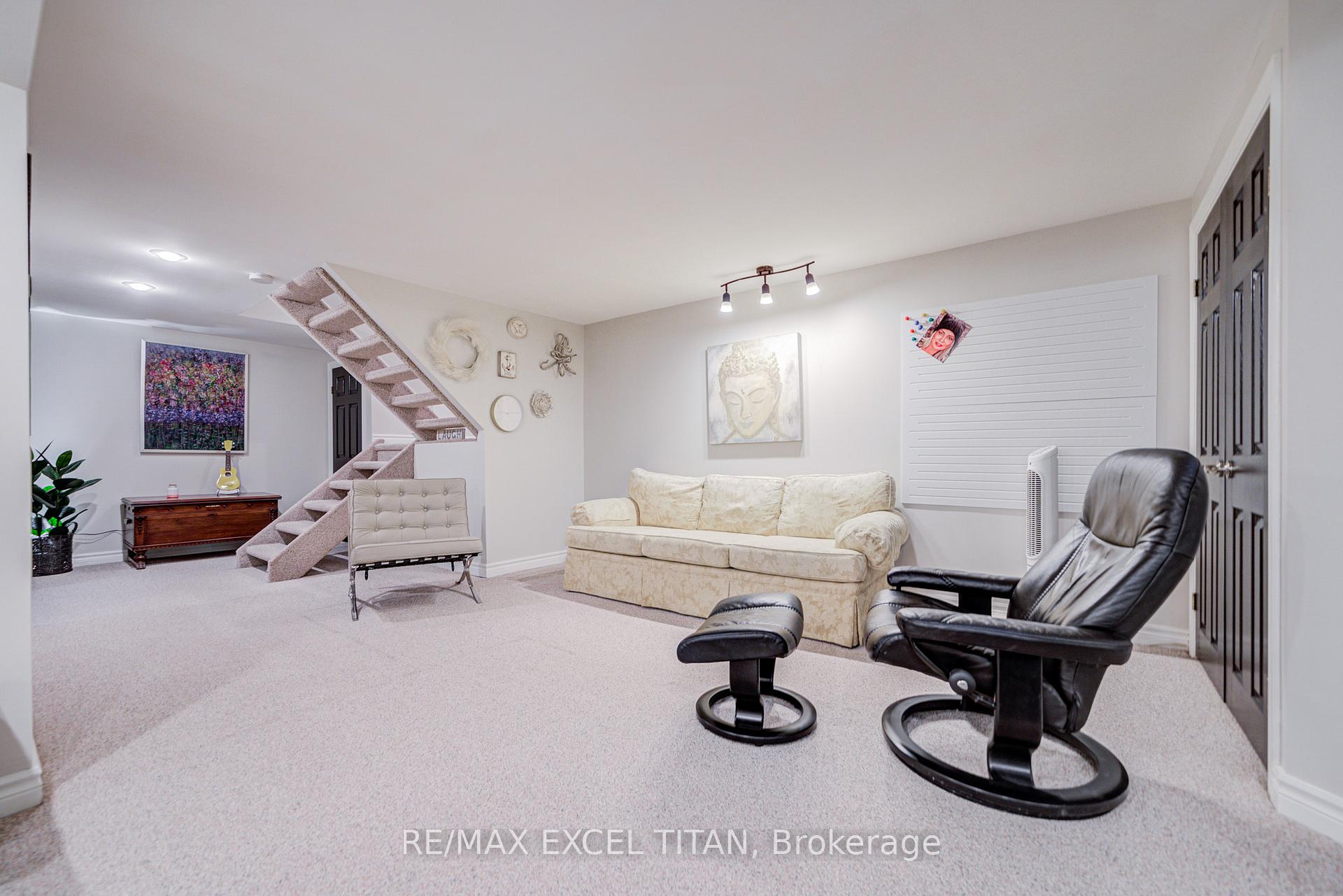 Photo 39 of Unit 25, 1725 The Chase, Mississauga, Central Erin Mills — HOMEH