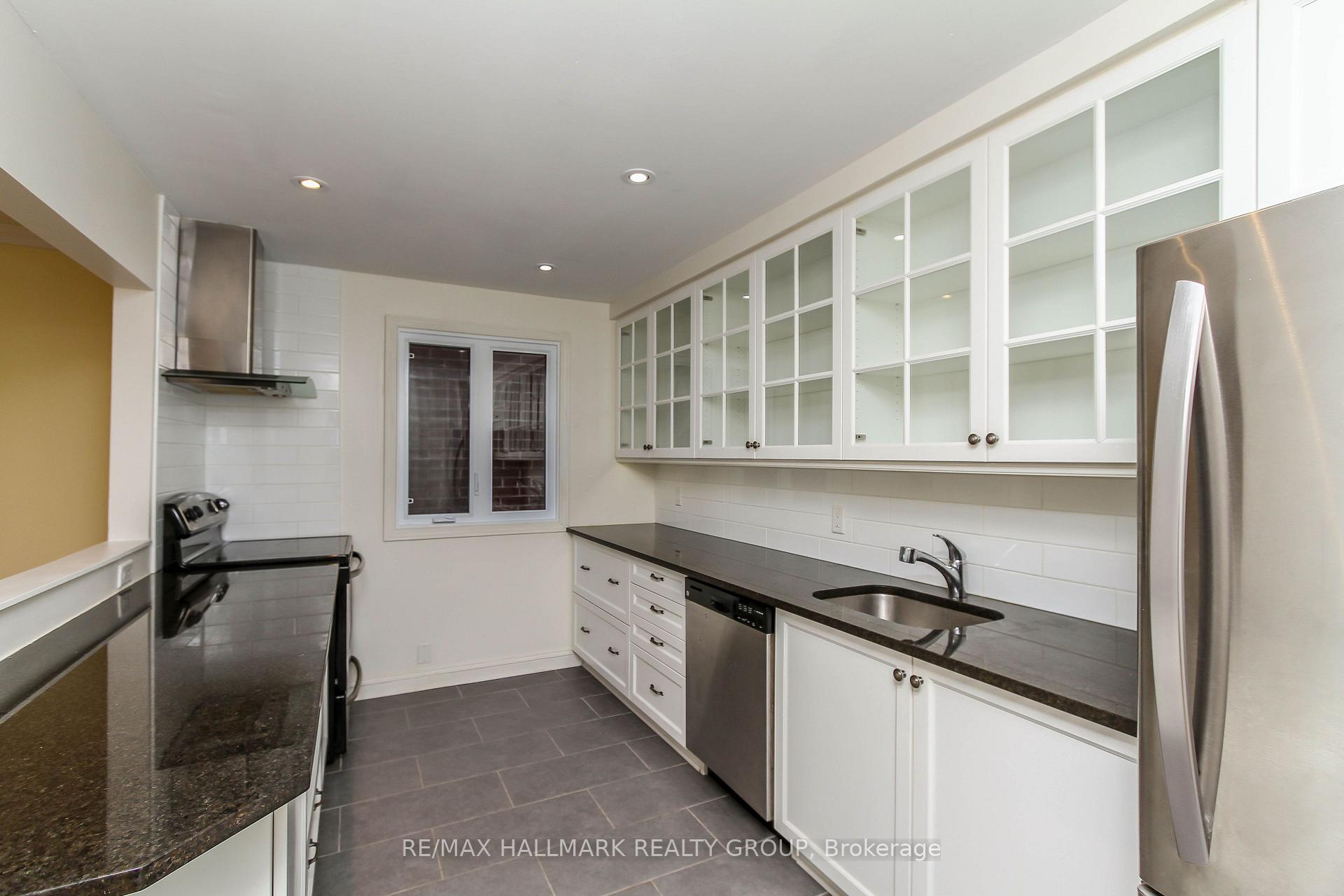 Photo 11 of Unit 201, 222 Bruyere Street, Ottawa, Lower Town/Byward Market — HOMEH