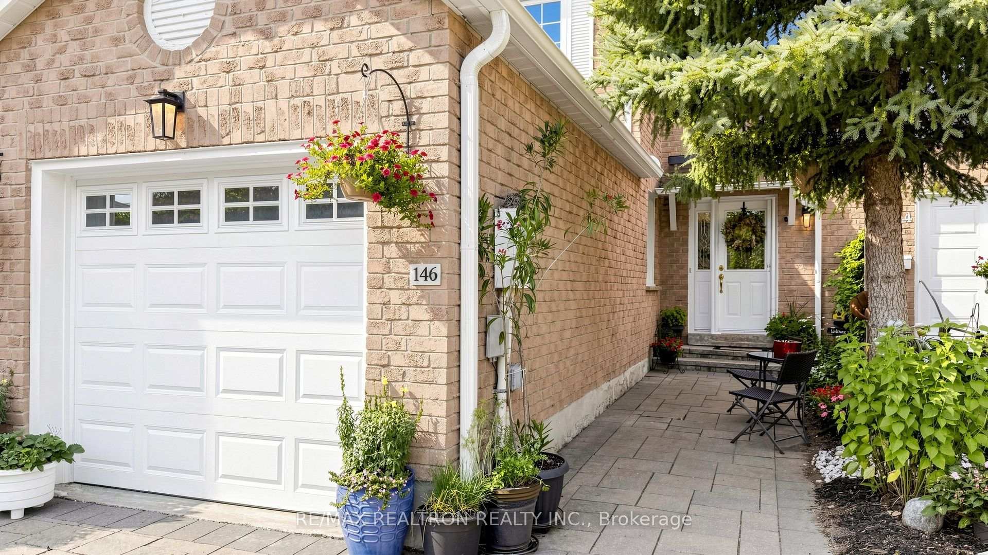 Photo 3 of 146 Cottonwood Court, Markham, Bayview Fairway-Bayview Country Club Estates — HOMEH