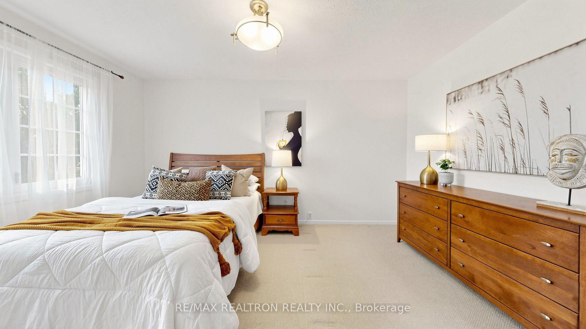 Photo 16 of 146 Cottonwood Court, Markham, Bayview Fairway-Bayview Country Club Estates — HOMEH