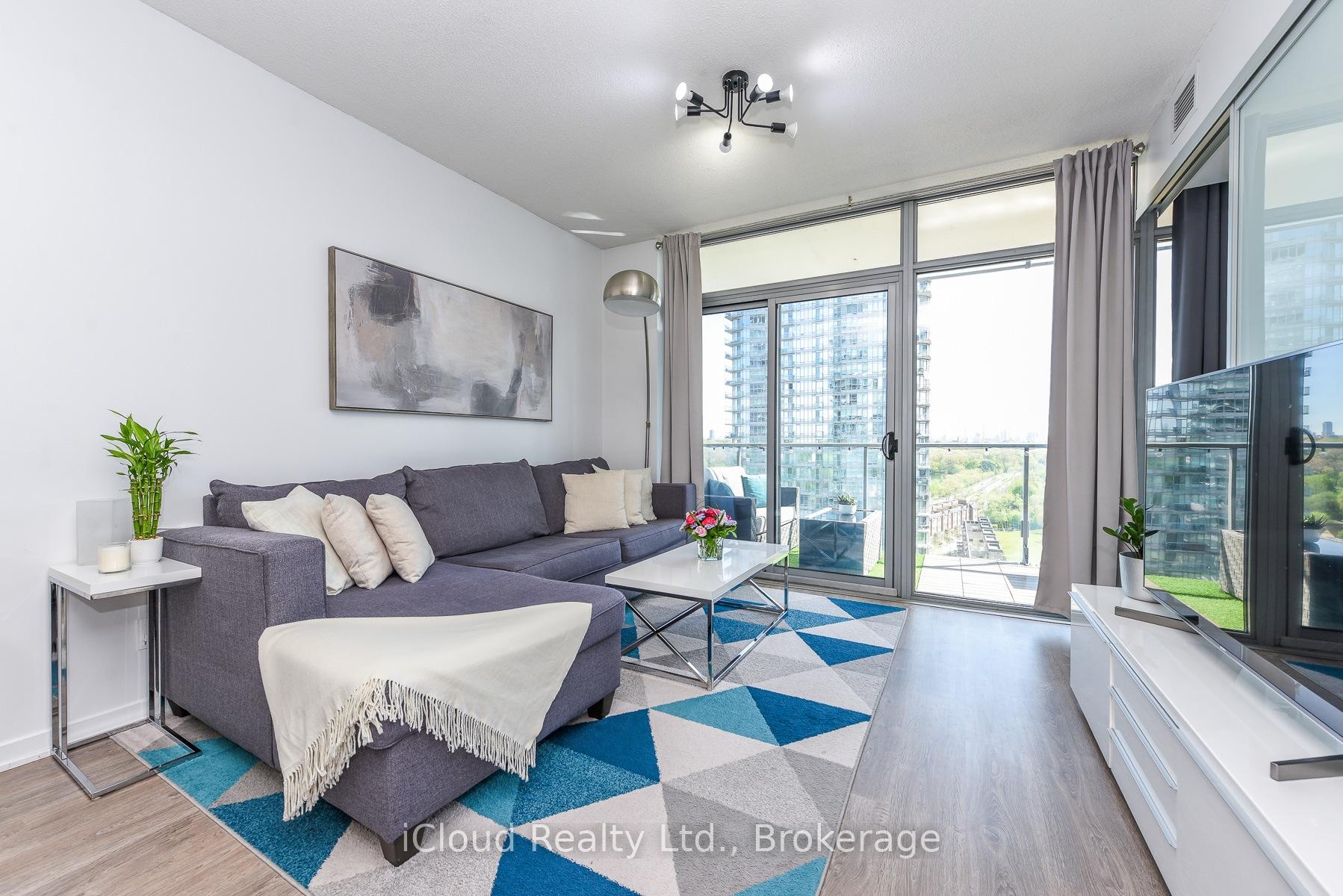 Photo 5 of Unit 1303, 103 The Queensway, Toronto, High Park-Swansea — HOMEH