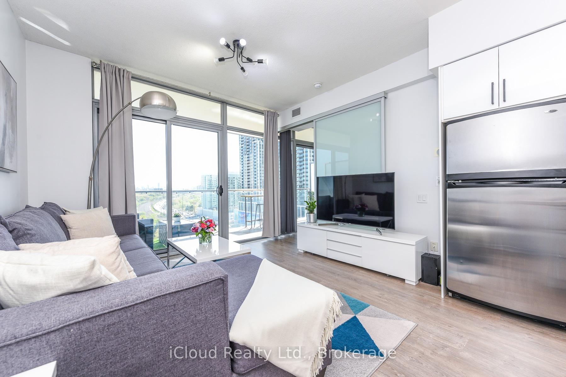 Photo 6 of Unit 1303, 103 The Queensway, Toronto, High Park-Swansea — HOMEH