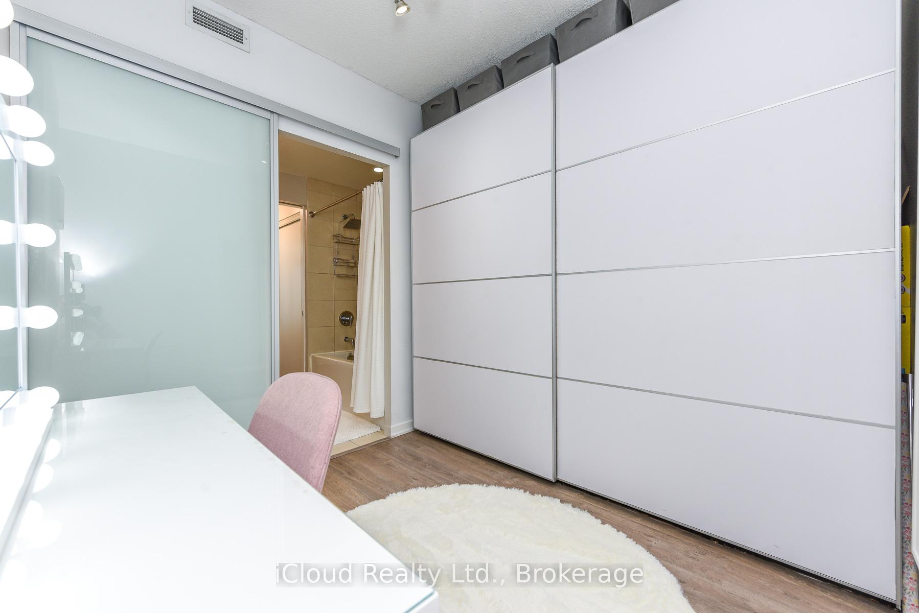 Photo 14 of Unit 1303, 103 The Queensway, Toronto, High Park-Swansea — HOMEH