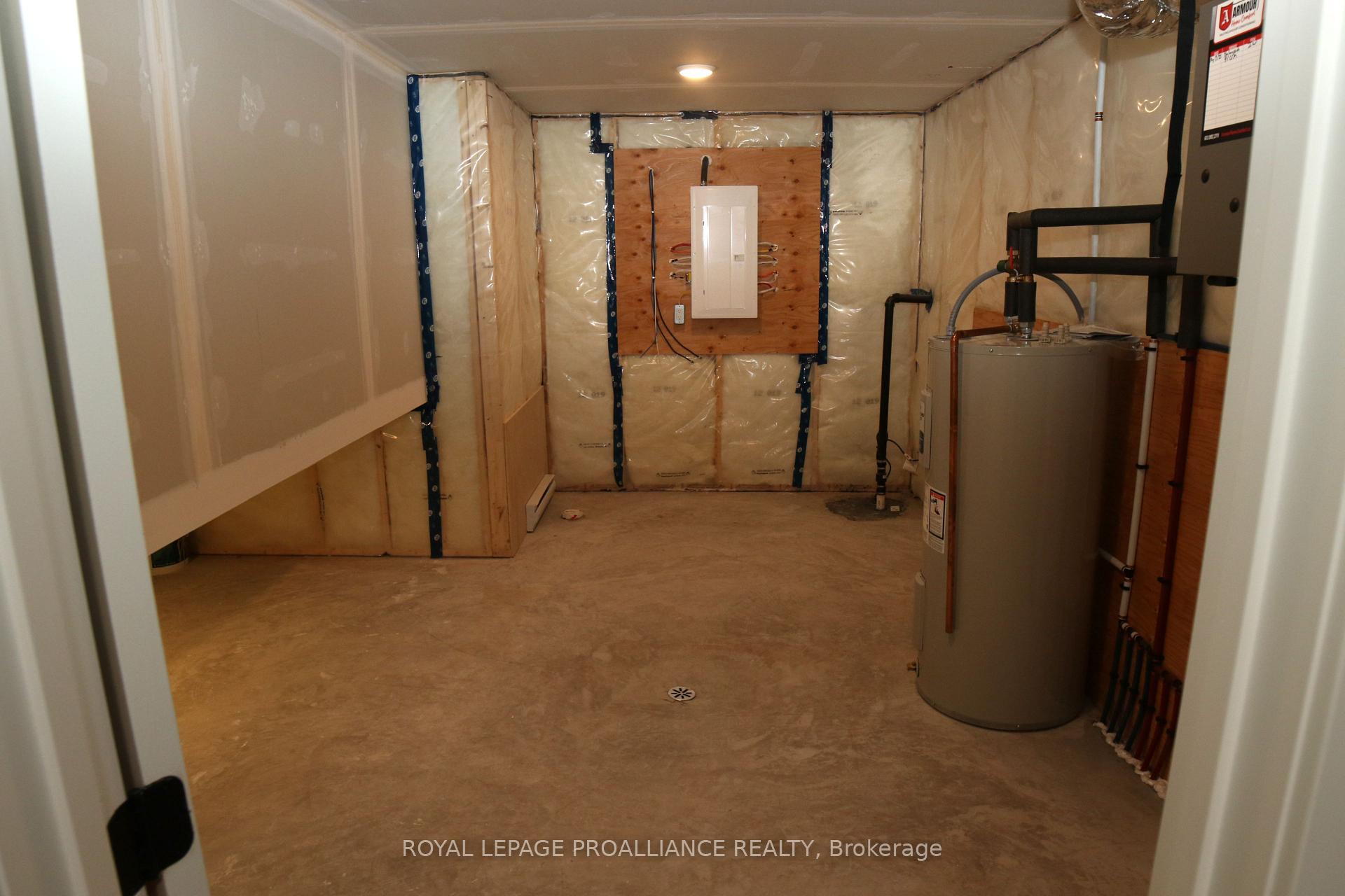 Photo 9 of 160B Sienna Avenue, Belleville, Belleville Ward — HOMEH