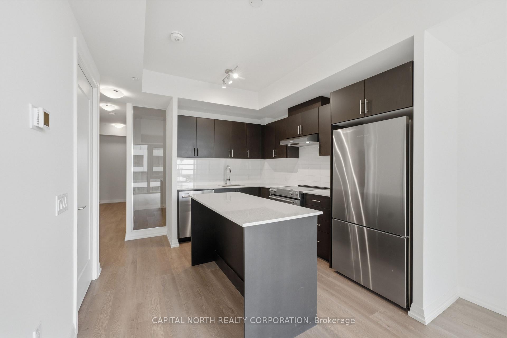Photo 7 of Unit 501, 27 Korda Gate, Vaughan, Vellore Village — HOMEH