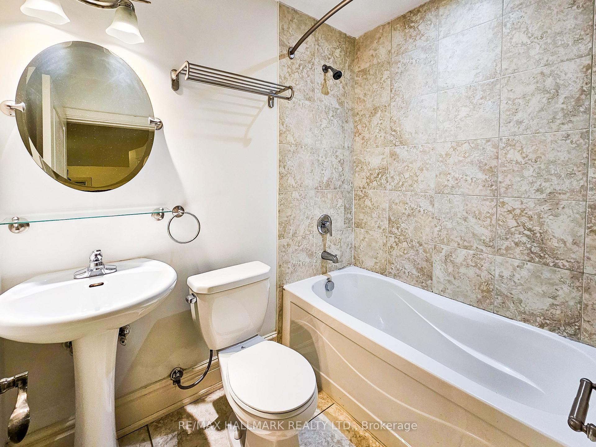 Photo 7 of Unit Basement 2, 22 Roberta Drive, Toronto, Englemount-Lawrence — HOMEH