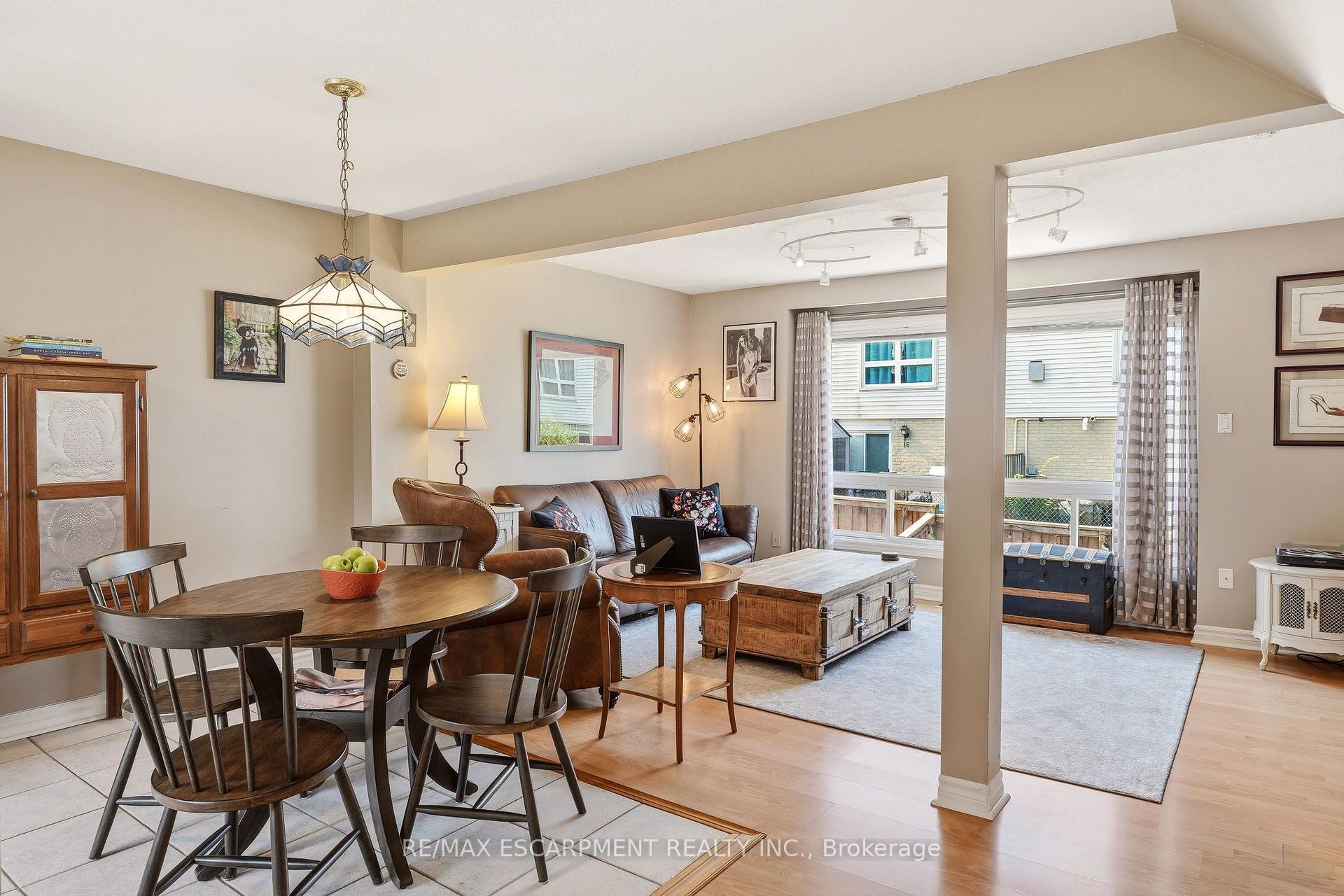 Photo 25 of Unit 2, 125 Bonaventure Drive, Hamilton, Gilbert — HOMEH