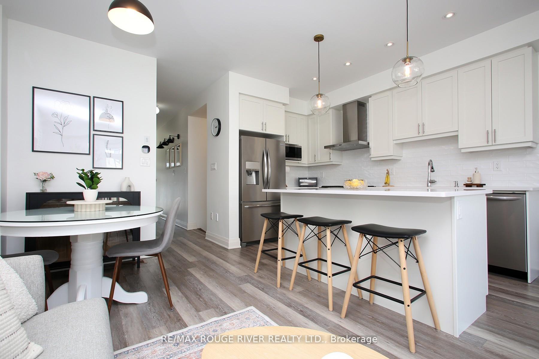 Photo 8 of 55 Crows Nest Lane, Clarington, Bowmanville — HOMEH