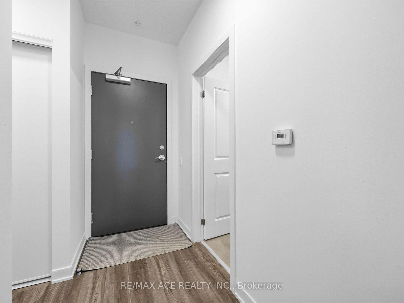 Photo 3 of Unit 418, 385 Arctic Red Drive N, Oshawa, Windfields — HOMEH
