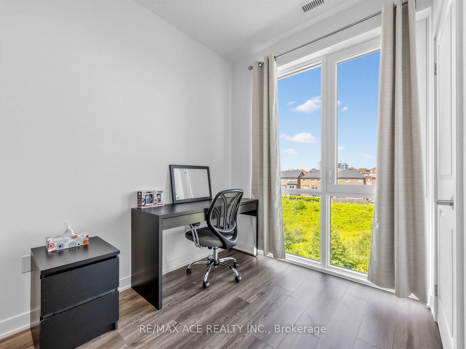 Photo 21 of Unit 418, 385 Arctic Red Drive N, Oshawa, Windfields — HOMEH