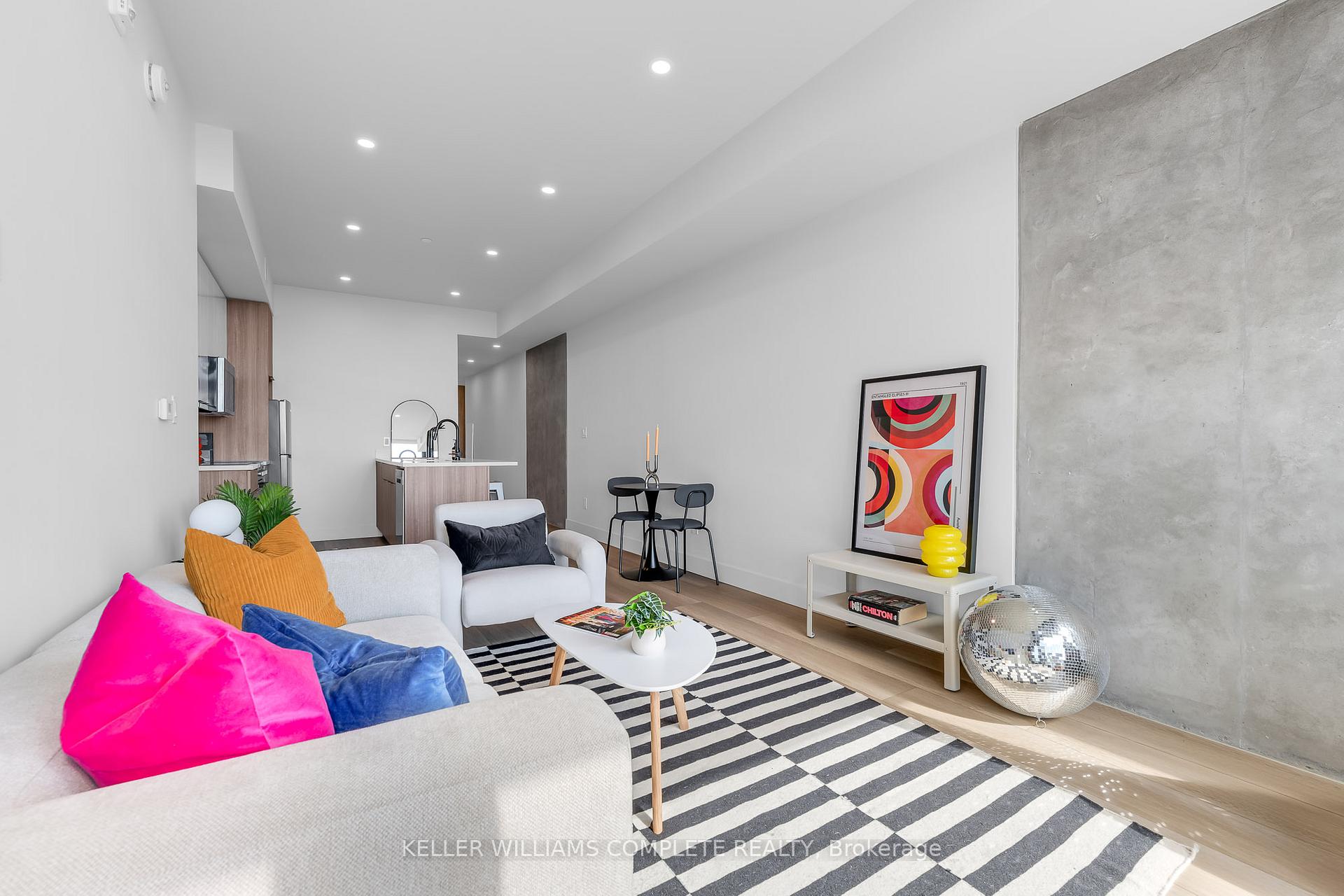 Photo 31 of Unit 709, 24 Augusta Street, Hamilton, Corktown — HOMEH