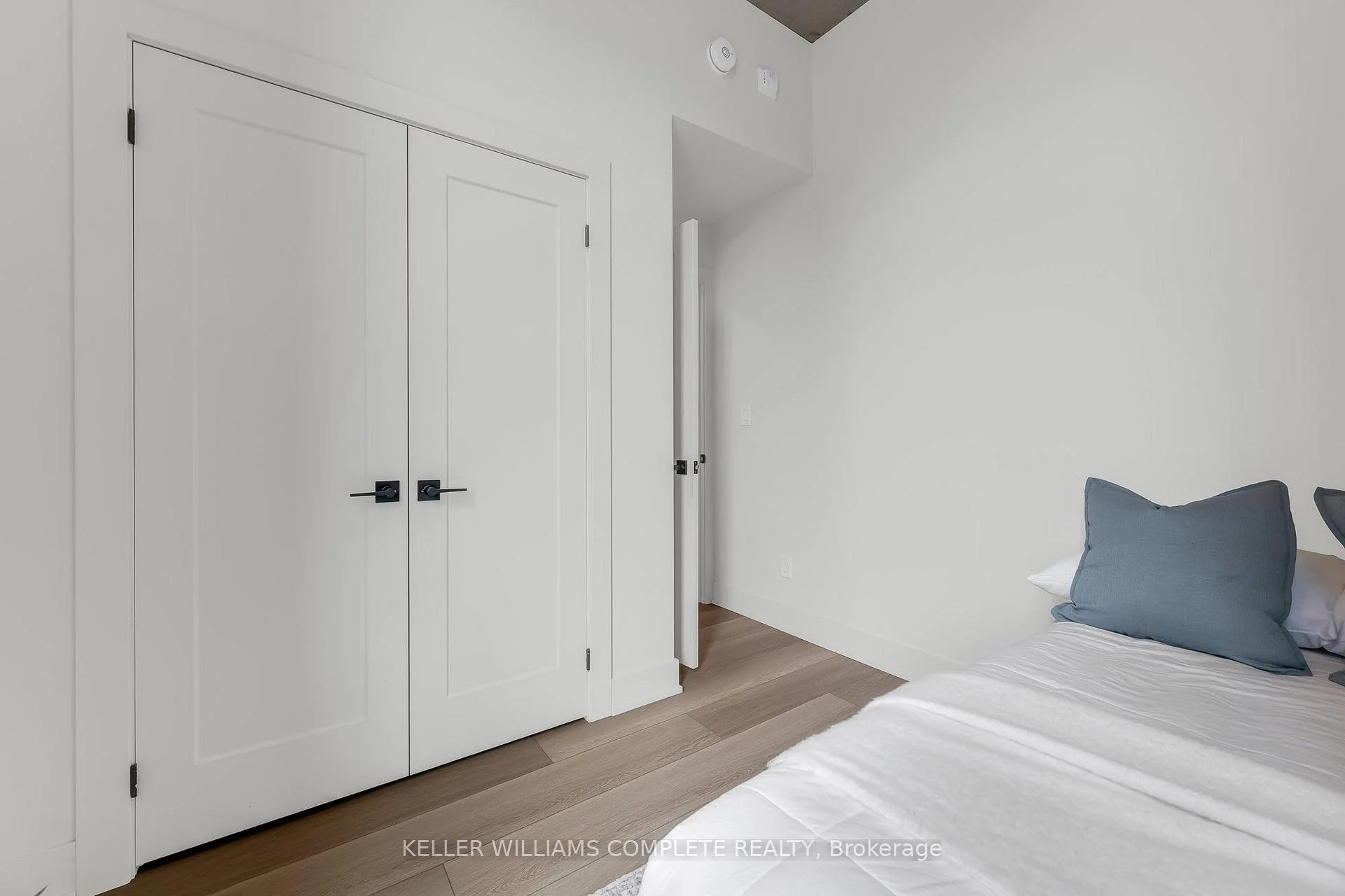Photo 18 of Unit 709, 24 Augusta Street, Hamilton, Corktown — HOMEH