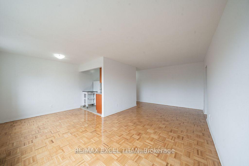 Photo 1 of Unit 4, 799 Robinson Street, Burlington, Brant — HOMEH