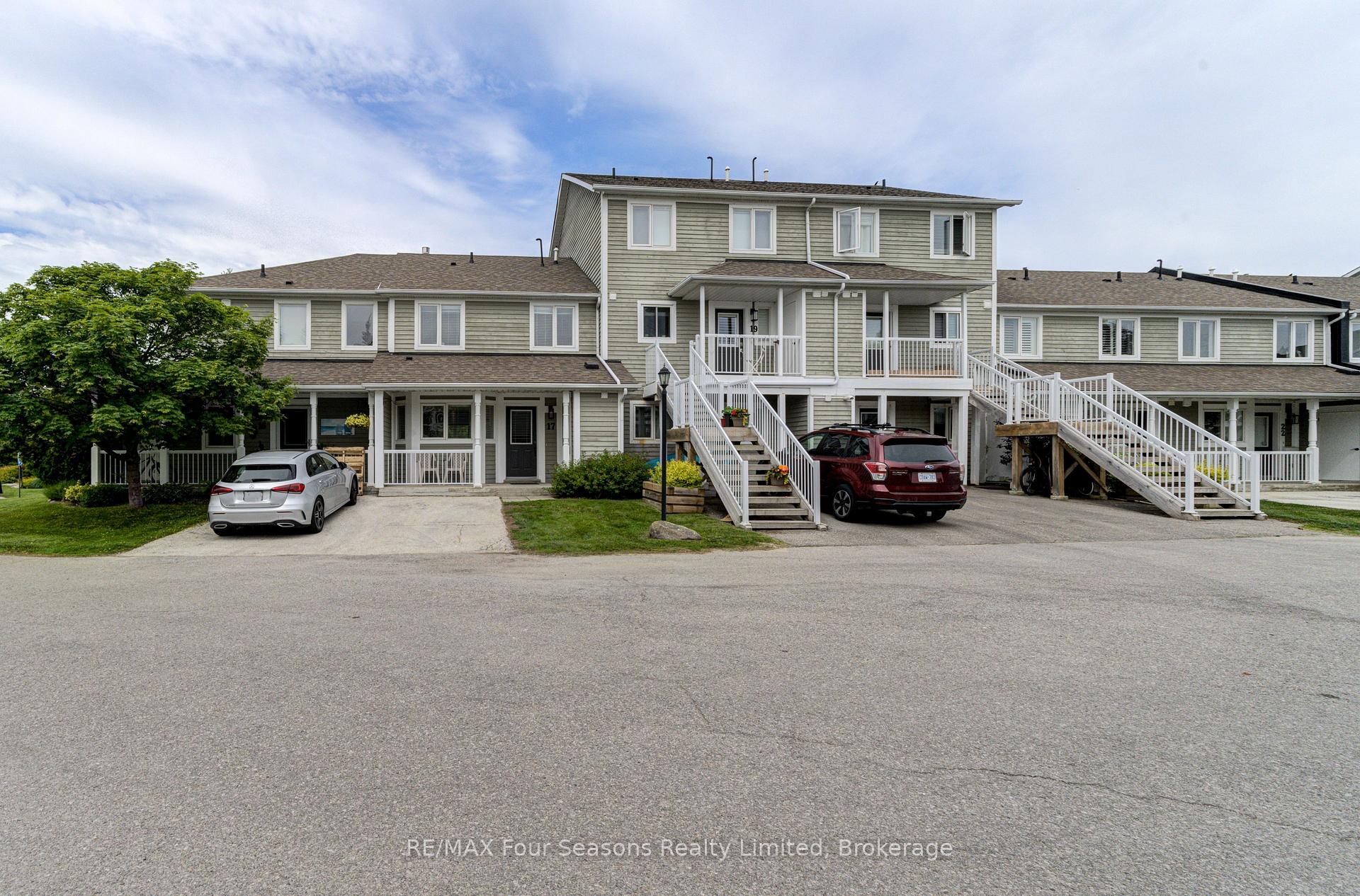 Photo 3 of Unit 17, 17 Cranberry Quay, Collingwood — HOMEH