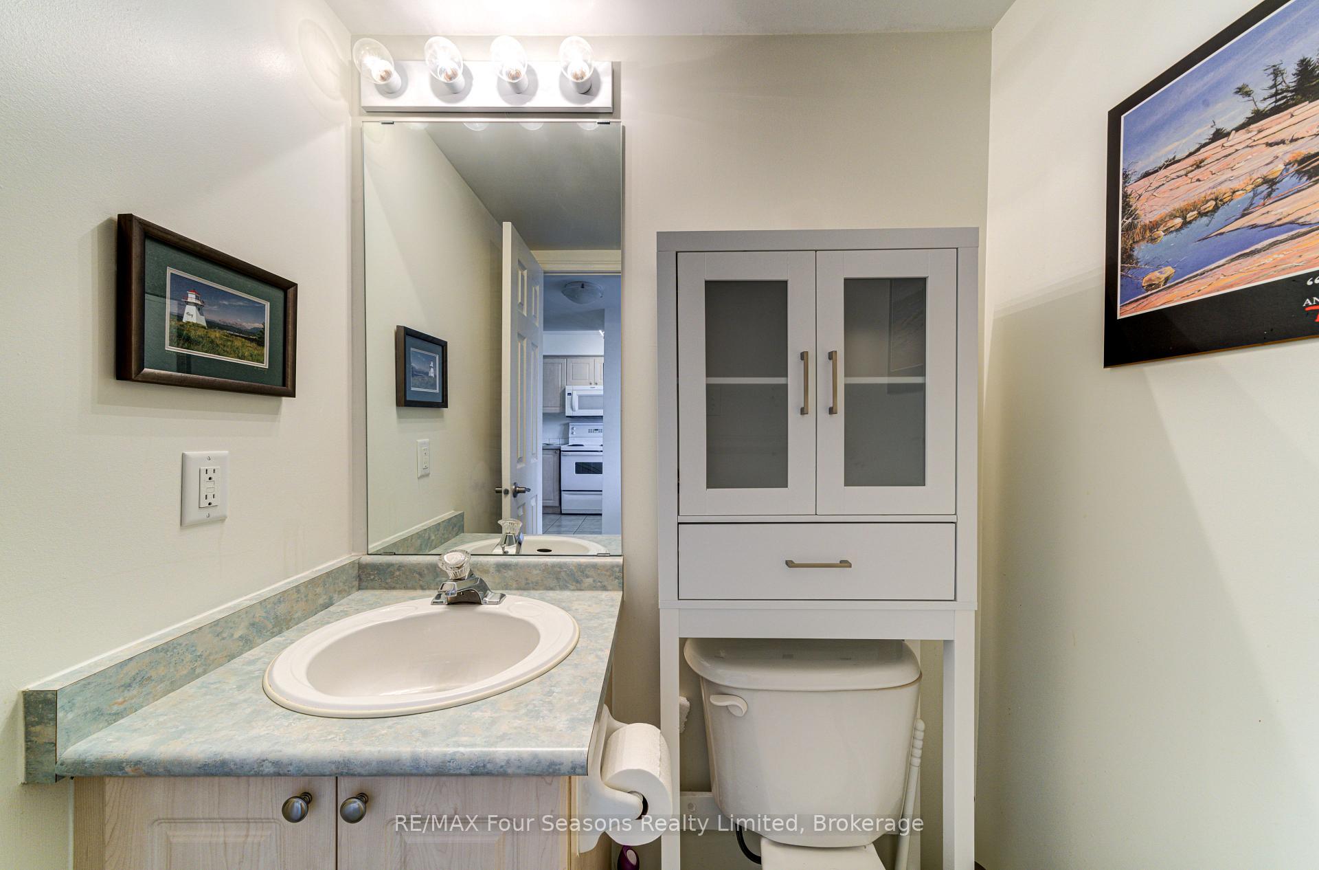 Photo 5 of Unit 17, 17 Cranberry Quay, Collingwood — HOMEH