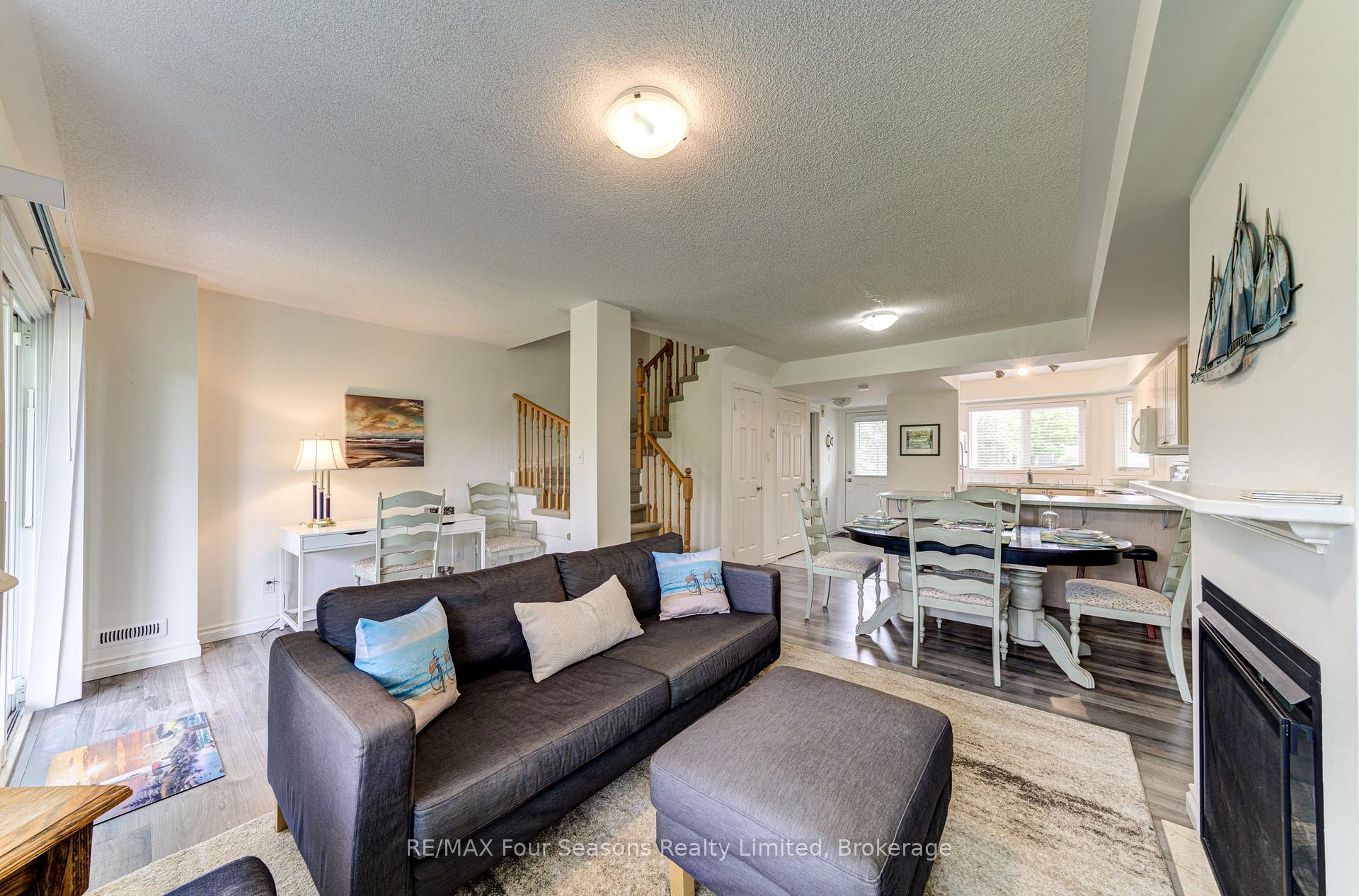 Photo 19 of Unit 17, 17 Cranberry Quay, Collingwood — HOMEH