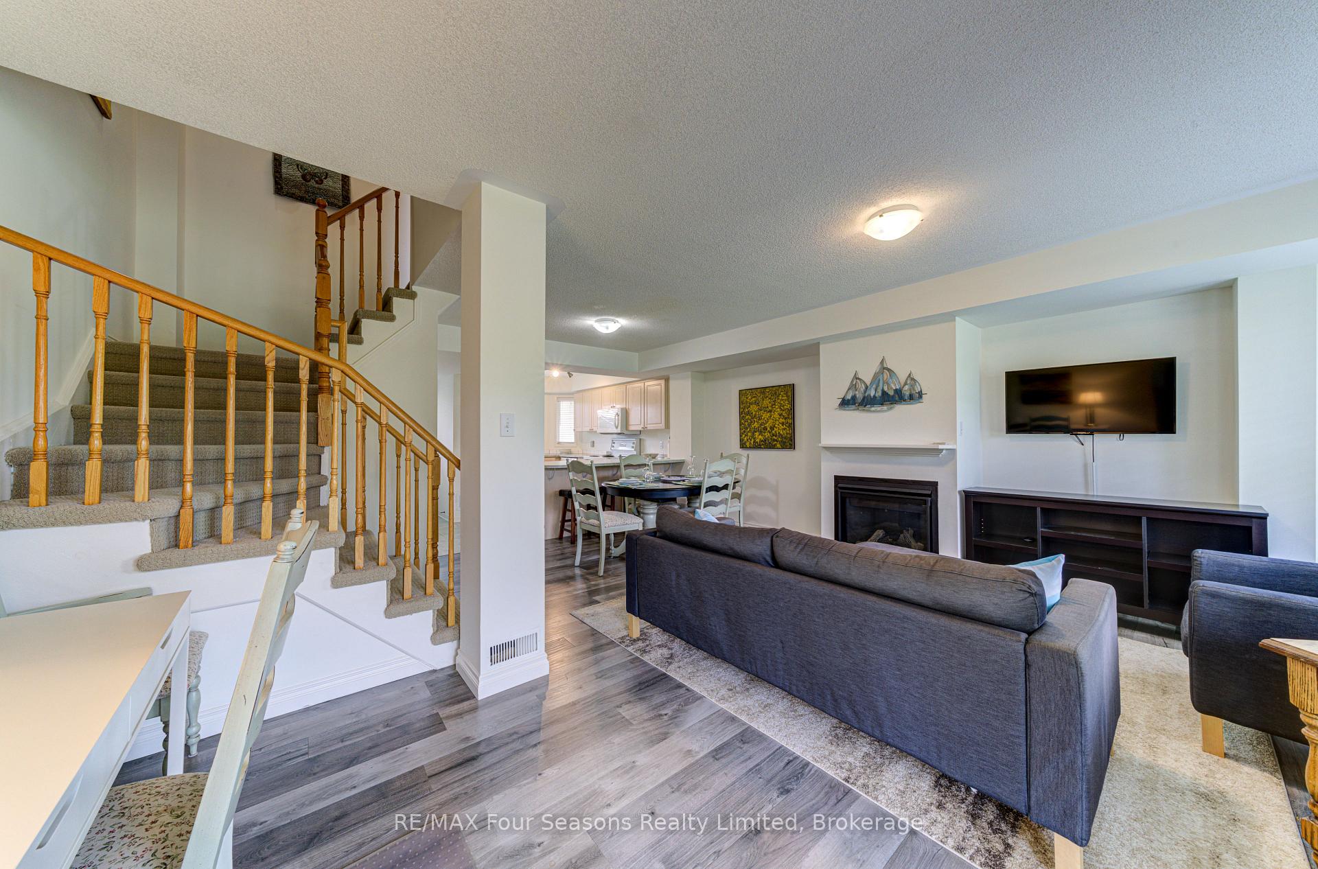 Photo 20 of Unit 17, 17 Cranberry Quay, Collingwood — HOMEH