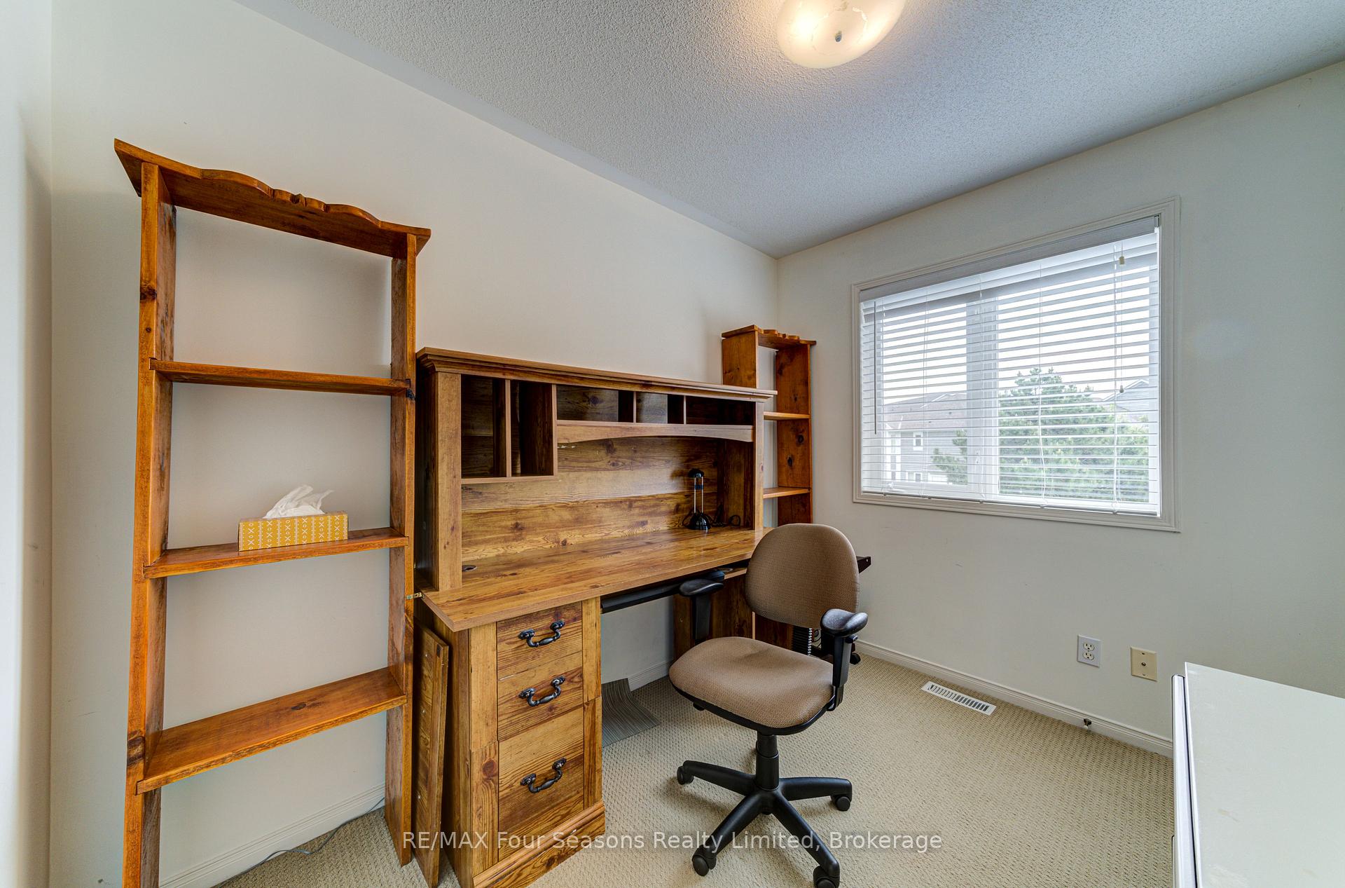 Photo 33 of Unit 17, 17 Cranberry Quay, Collingwood — HOMEH