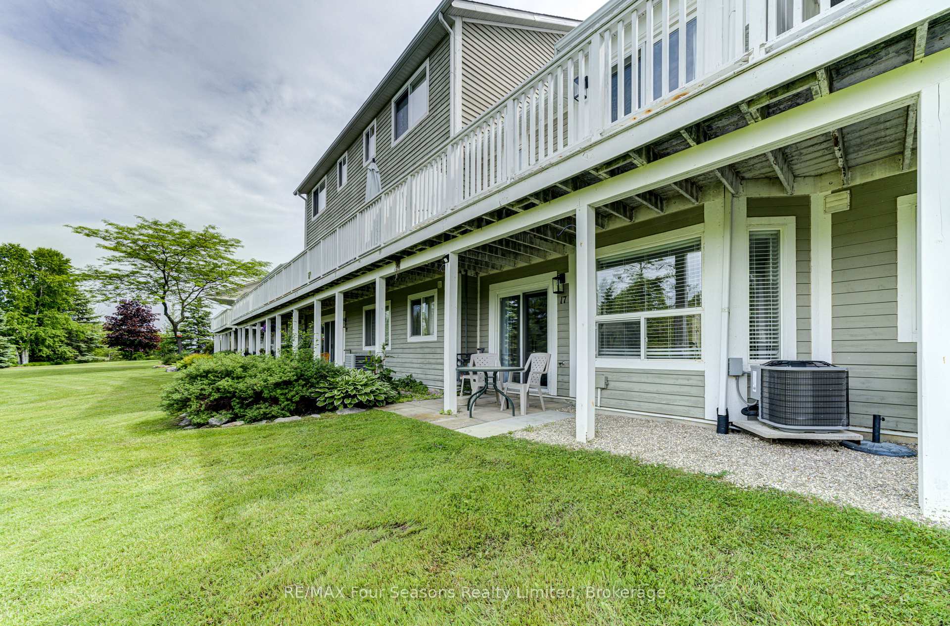 Photo 38 of Unit 17, 17 Cranberry Quay, Collingwood — HOMEH