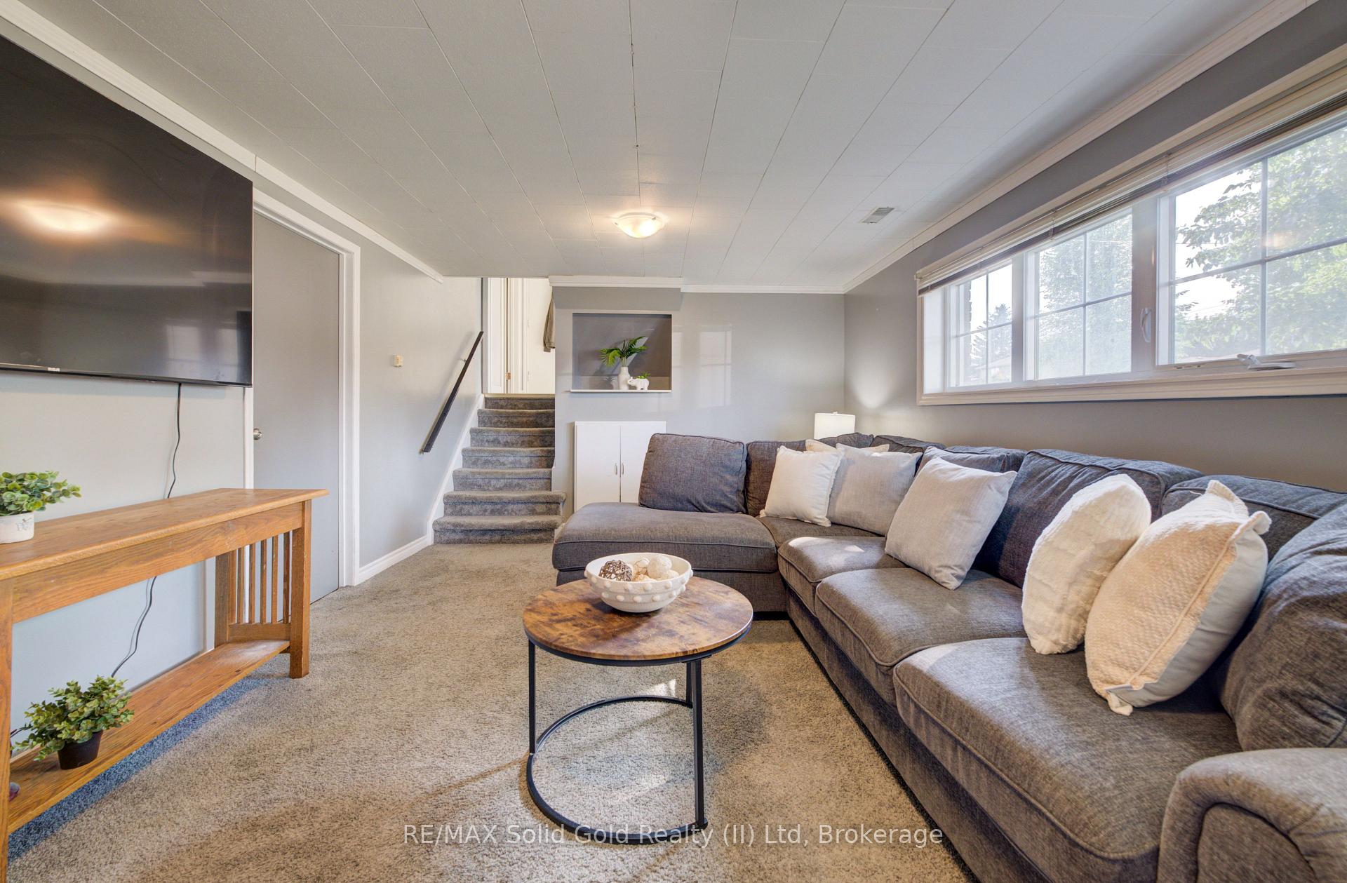 Photo 8 of 398 Boyne Avenue, North Perth, Listowel — HOMEH