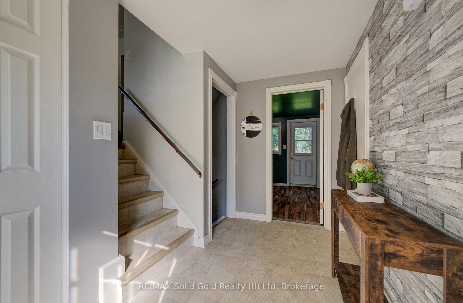 Photo 10 of 398 Boyne Avenue, North Perth, Listowel — HOMEH