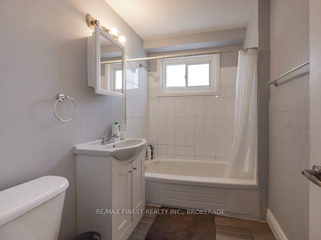 Photo 5 of 80 Thomas Street, Kingston, East of Sir John A. Blvd — HOMEH