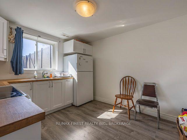 Photo 7 of 80 Thomas Street, Kingston, East of Sir John A. Blvd — HOMEH