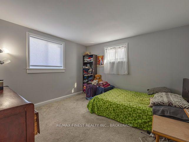 Photo 10 of 80 Thomas Street, Kingston, East of Sir John A. Blvd — HOMEH