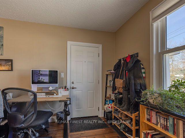 Photo 16 of 80 Thomas Street, Kingston, East of Sir John A. Blvd — HOMEH