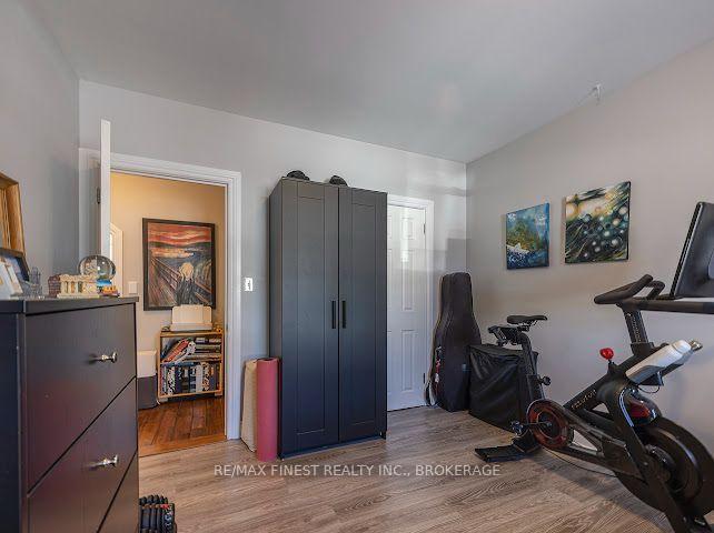 Photo 25 of 80 Thomas Street, Kingston, East of Sir John A. Blvd — HOMEH
