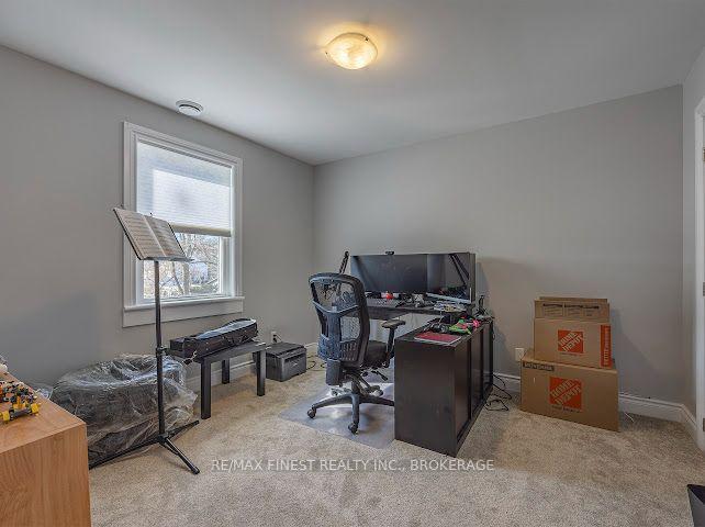 Photo 35 of 80 Thomas Street, Kingston, East of Sir John A. Blvd — HOMEH