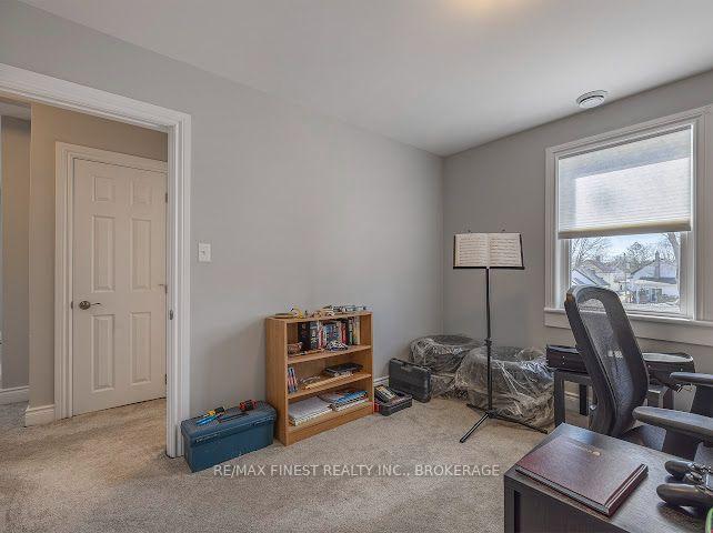 Photo 36 of 80 Thomas Street, Kingston, East of Sir John A. Blvd — HOMEH
